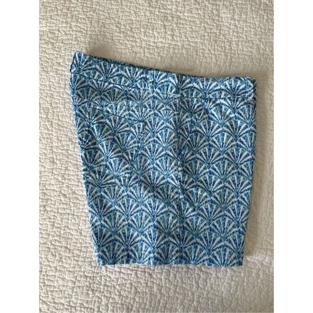 Stella Parker Collection Tropical Print Shorts